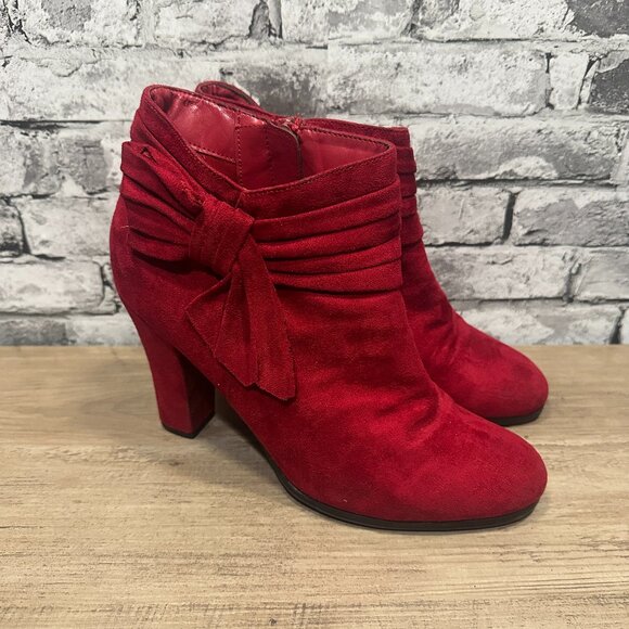 EUC IMPO Women's Red Bow Heeled Boots Size 10M - Picture 1 of 14